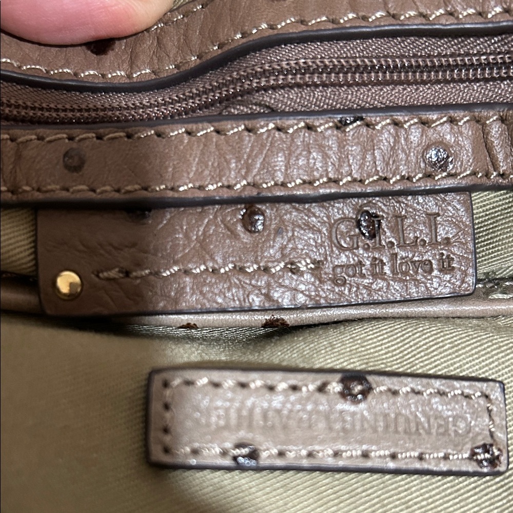 Elegant G.I.L.ITan Hobo Bag - Picture 11 of 11